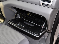 2014款 1.6L 手动 舒适型 7座 国IV