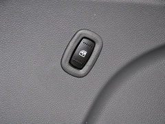 2014款 1.6L 手动 舒适型 7座 国IV