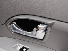 2014款 1.6L 手动 舒适型 7座 国IV