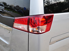 2014款 1.6L 手动 舒适型 7座 国IV