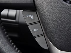 2014款 2.5L 自动 两驱尊贵版 5座