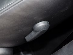 2014款 2.5L 自动 两驱尊贵版 5座