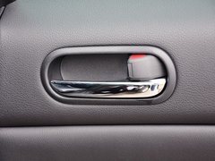 2014款 2.5L 自动 两驱尊贵版 5座