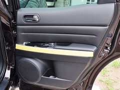 2014款 2.5L 自动 两驱尊贵版 5座