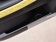 2014款 2.5L 自动 两驱尊贵版 5座