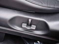 2014款 2.5L 自动 两驱尊贵版 5座