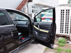 2014款 2.5L 自动 两驱尊贵版 5座