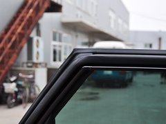 2014款 2.5L 自动 两驱尊贵版 5座