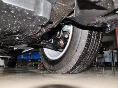 2014款 2.5L 自动 两驱尊贵版 5座
