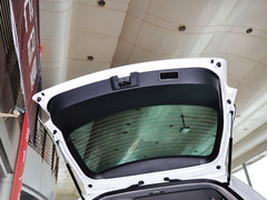 2014款 2.5L 自动 两驱尊贵版 5座