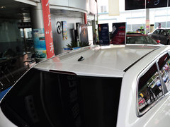 2014款 2.5L 自动 两驱尊贵版 5座