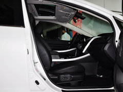 2014款 2.5L 自动 两驱尊贵版 5座