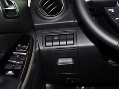 2014款 2.5L 自动 两驱尊贵版 5座