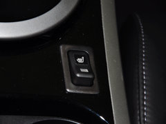 2014款 2.5L 自动 两驱尊贵版 5座