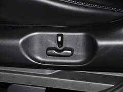 2014款 2.5L 自动 两驱尊贵版 5座