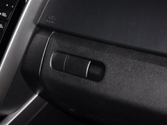 2014款 2.5L 自动 两驱尊贵版 5座