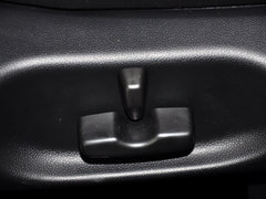 2014款 2.5L 自动 两驱尊贵版 5座