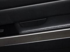 2014款 2.5L 自动 两驱尊贵版 5座