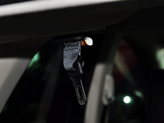 2014款 2.5L 自动 两驱尊贵版 5座