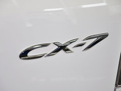 2014款 2.5L 自动 两驱尊贵版 5座