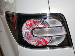 2014款 2.5L 自动 两驱尊贵版 5座