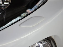 2014款 2.5L 自动 两驱尊贵版 5座