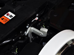 2014款 2.5L 自动 两驱尊贵版 5座