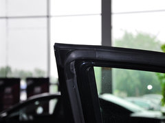 2014款 2.5L 自动 两驱尊贵版 5座