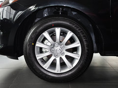 2014款 2.5L 自动 两驱尊贵版 5座