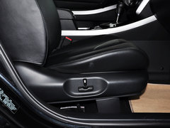 2014款 2.5L 自动 两驱尊贵版 5座
