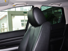2014款 2.5L 自动 两驱尊贵版 5座