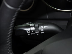 2014款 2.5L 自动 两驱尊贵版 5座