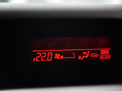 2014款 2.5L 自动 两驱尊贵版 5座