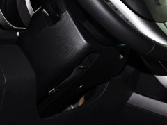 2014款 2.5L 自动 两驱尊贵版 5座