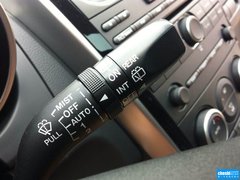 2014款 2.5L 自动 两驱尊贵版 5座