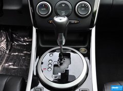 2014款 2.5L 自动 两驱尊贵版 5座