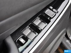 2014款 2.5L 自动 两驱尊贵版 5座