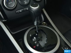 2014款 2.5L 自动 两驱尊贵版 5座
