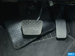 2014款 2.5L 自动 两驱尊贵版 5座