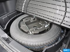 2014款 2.5L 自动 两驱尊贵版 5座
