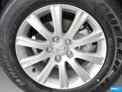 2014款 2.5L 自动 两驱尊贵版 5座