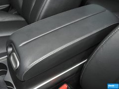 2014款 2.5L 自动 两驱尊贵版 5座