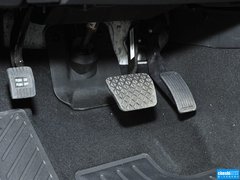 2014款 2.5L 自动 两驱尊贵版 5座