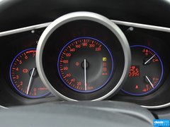 2014款 2.5L 自动 两驱尊贵版 5座