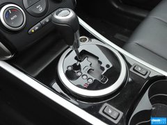 2014款 2.5L 自动 两驱尊贵版 5座