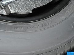 2014款 2.5L 自动 两驱尊贵版 5座