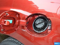 2014款 2.5L 自动 两驱尊贵版 5座