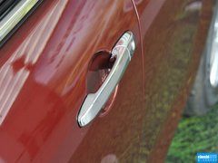 2014款 2.5L 自动 两驱尊贵版 5座