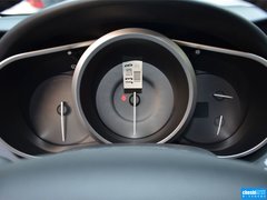 2014款 2.5L 自动 两驱尊贵版 5座