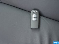 2014款 2.5L 自动 两驱尊贵版 5座